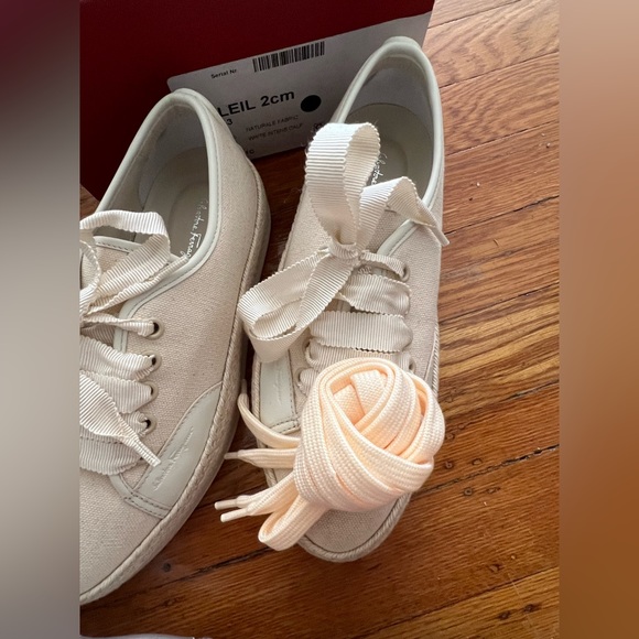 Salvatore Ferragamo Soleil Canvas Platform Sneaker - Picture 6 of 9